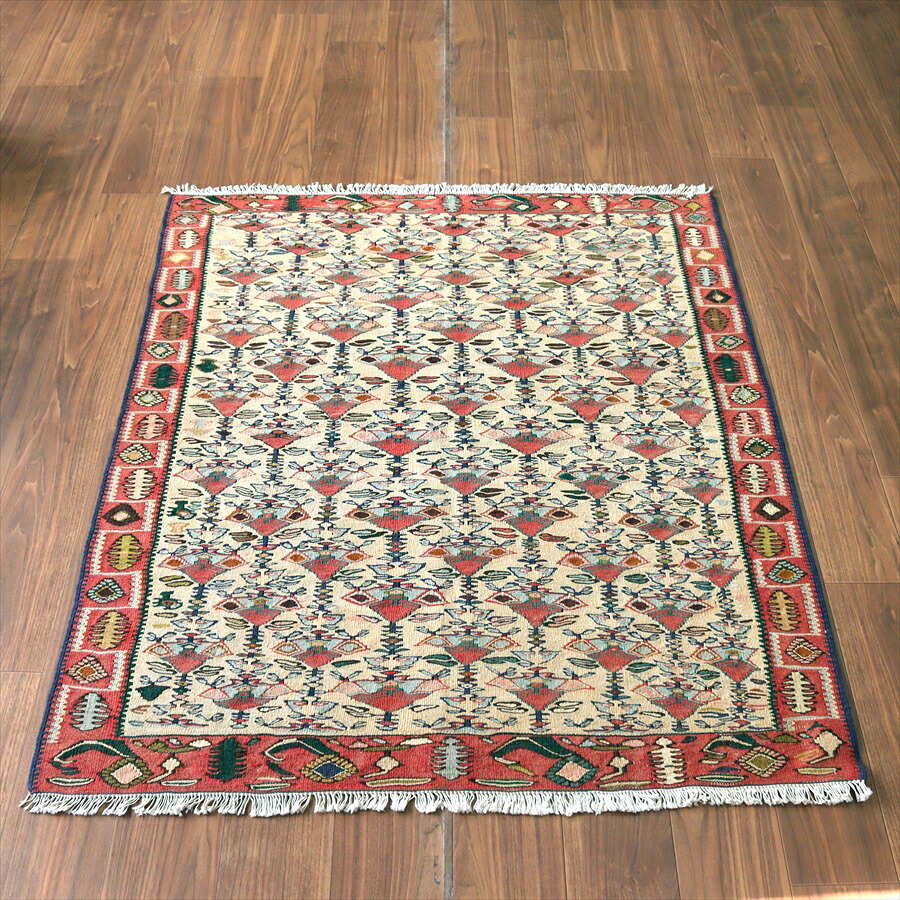 イランの手織りキリム セネ 144&times;119cm 花束のモチーフ｜ガラタバザール（キリム＆ラグ）