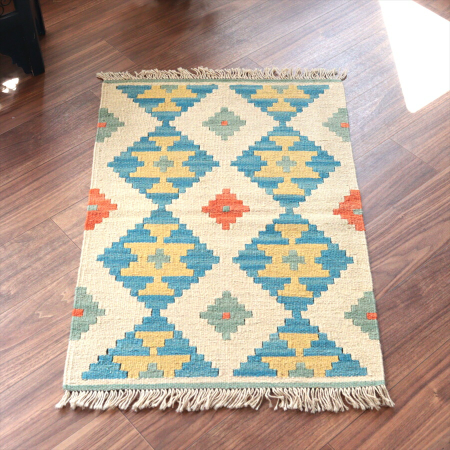 【15%OFFクーポン対象】カシュカイキリム シラーズ産 89×59cm イランの手織りラグ