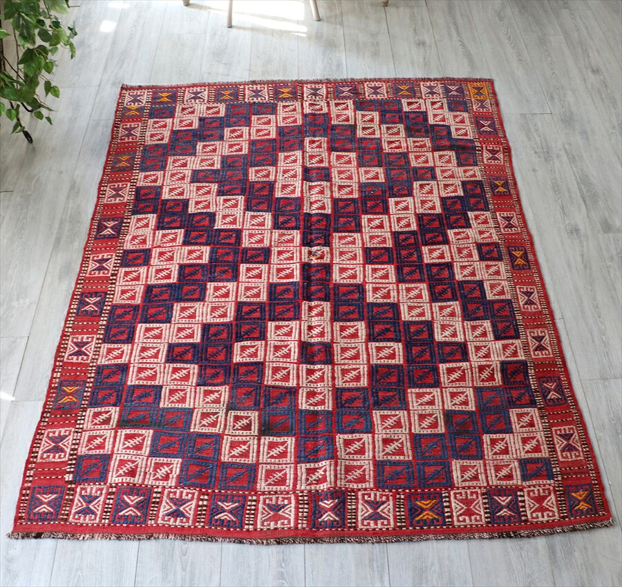 【15%OFFクーポン対象】オールドキリム バルケスィール　ジジム　セッヂャーデ184×134cm 四角いタイルのようなジジム　レッド＆ブルー