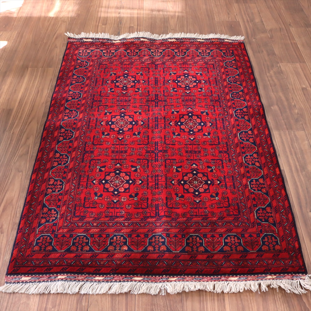楽天市場】トルクメン ヤムート 部族絨毯 167×115cm 赤と黒 : ガラタ