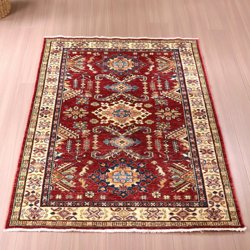 【15%OFFクーポン対象】手織りじゅうたん　リプロダクト173×119cm コーカサス　シルヴァンデザイン