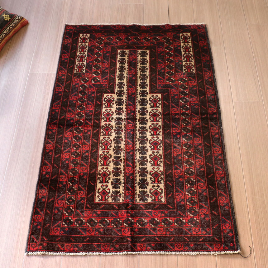 楽天市場】手織り絨毯 赤 トルクメン エルサリ族 131×101cm