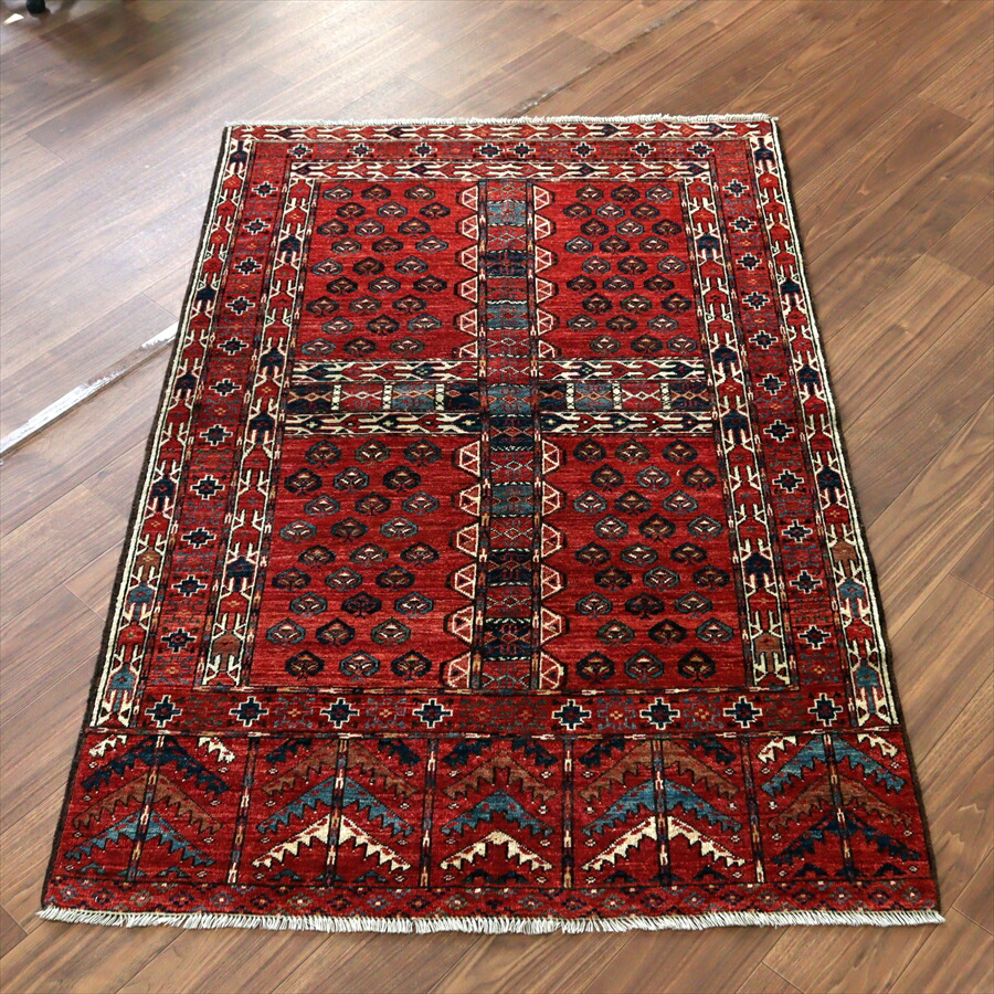 楽天市場】手織り絨毯 赤 トルクメン エルサリ族 131×101cm 【OUTLET