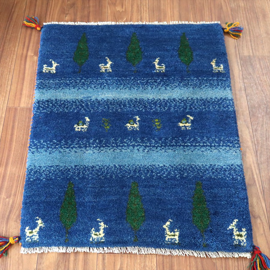 【15%OFFクーポン対象】ギャッベ イラン産手織り 84×61cm 玄関マット ブルー 動物と糸杉 24,750円