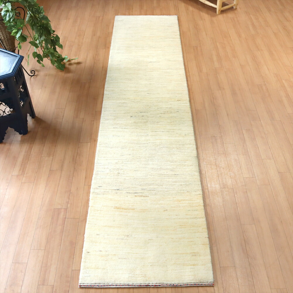 楽天市場】ギャッベ Gabbeh イラン産 手織りラグ 190×150cm ナチュラル