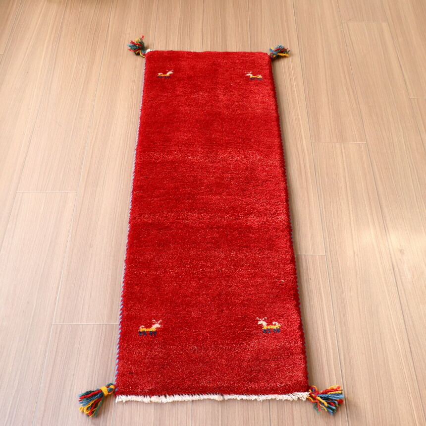 【15%OFFクーポン対象】ギャッベ イラン　遊牧民の手織りラグ 118×40cm 無地　レッド　シンプル　ミニランナー