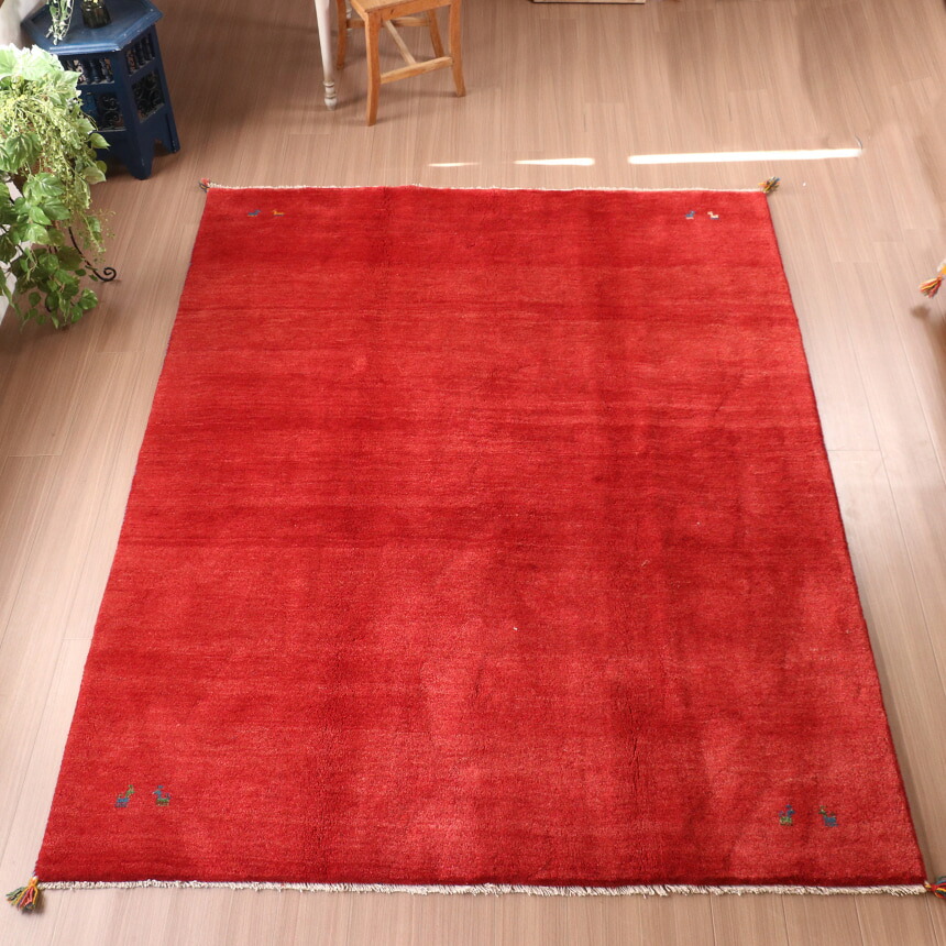 ギャッベ 無地 レッド シンプル 238×192cm |ガラタバザール(キリム&ラグ)
