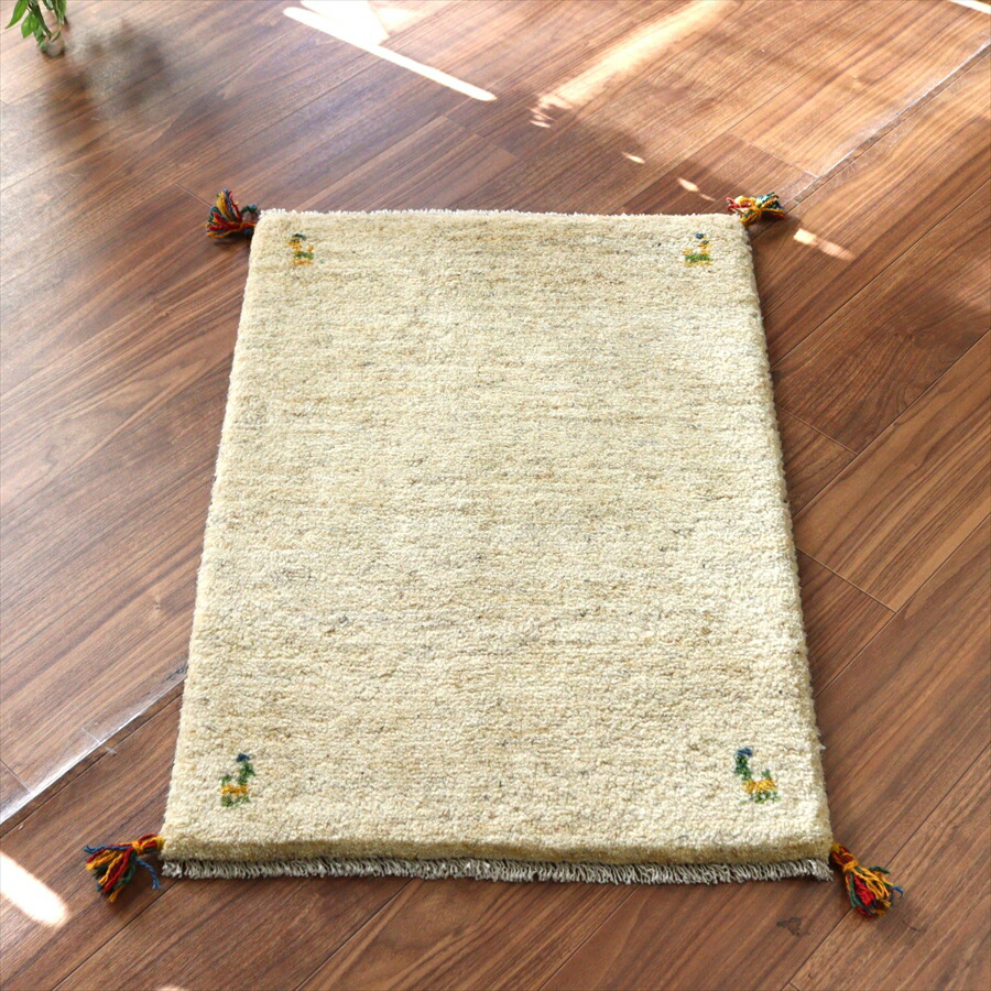 楽天市場】ギャッベ Gabbeh イラン産 手織りラグ 190×150cm ナチュラル