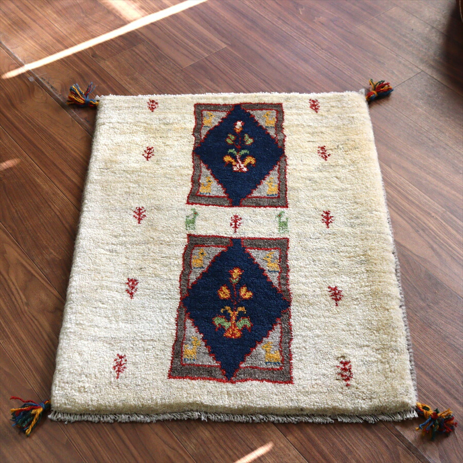 楽天市場】ギャッベ 玄関マットサイズ 88×62cm グリーン : ガラタ