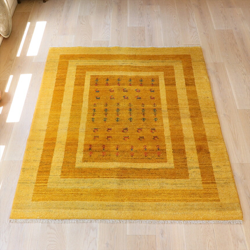 【15%OFFクーポン対象】ボーダードデザイン ノマド 195×151cm イランの手織りラグ ギャッベ