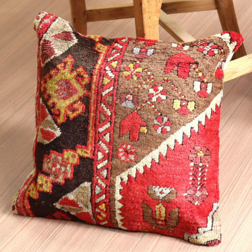 【15%OFFクーポン対象】クッションカバー ヴィンテージ パイル織り 41×40cm トルコ絨毯 シワス地方