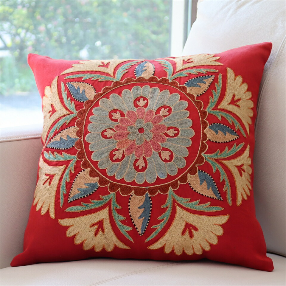 新品　スザニ　クリーム色の花柄　シルク100% 新品 スザニ クリーム色の花柄 シルク100% 【公式通販】