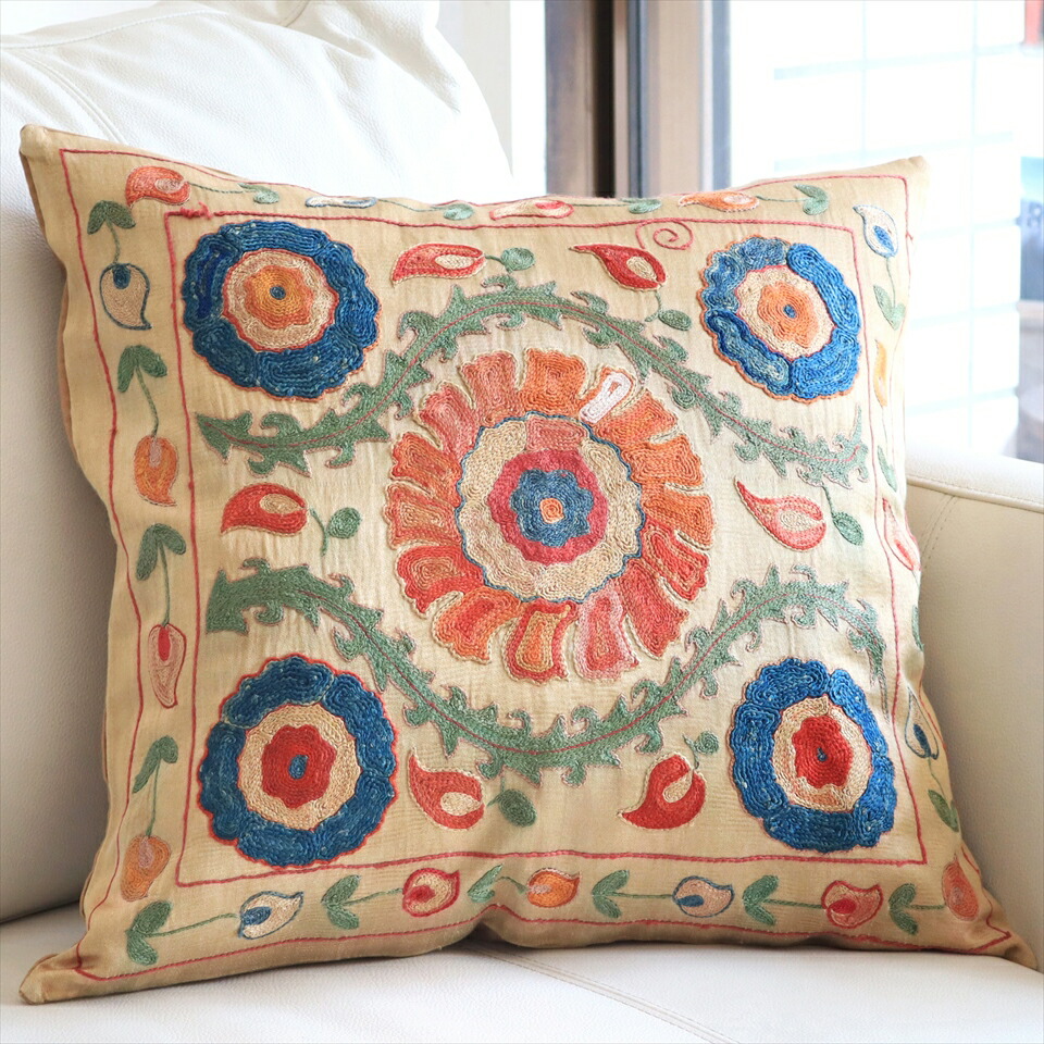 ウズベキスタン製 シルク スザニ刺繍 クッションカバー 45×45 SZN712 ウズベキスタン製 シルク スザニ刺繍 クッションカバー 45×45