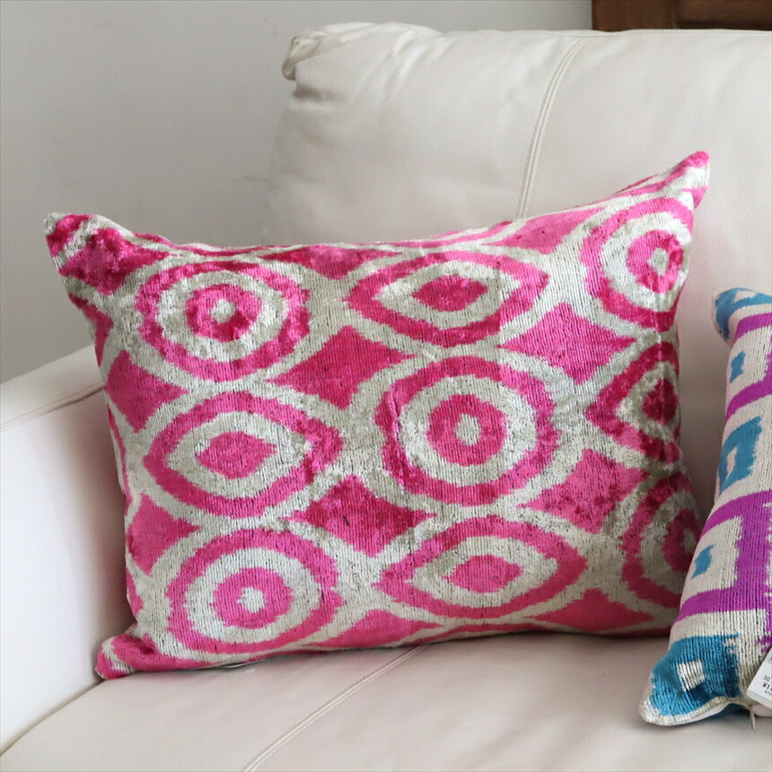 楽天市場】【15%OFFクーポン対象】アトラス(イカット・絣) クッション