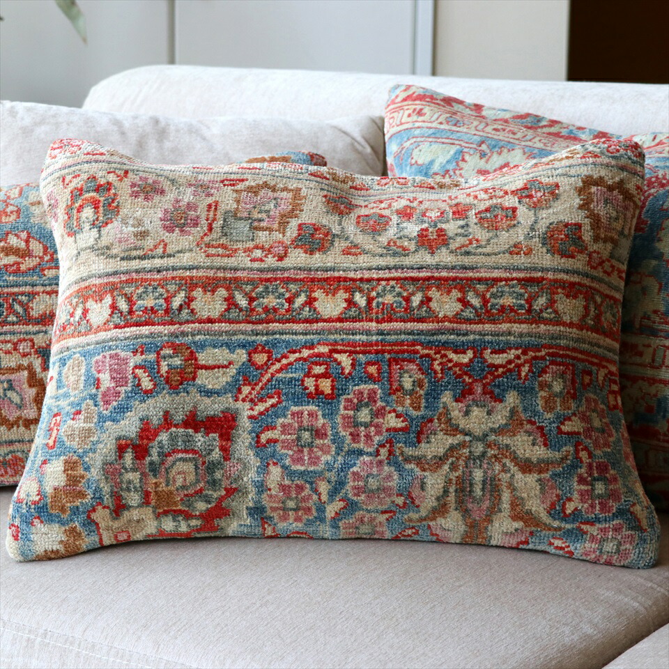 【15%OFFクーポン対象】トライバルラグ　絨毯クッション50×36cm コンヤ　ブルー＆レッド/横長 Lumber Pillow