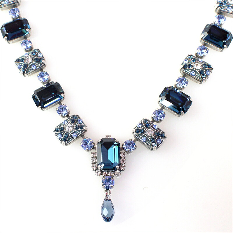 GalataBazaar Mariana Rabbit Mariana Islands necklace