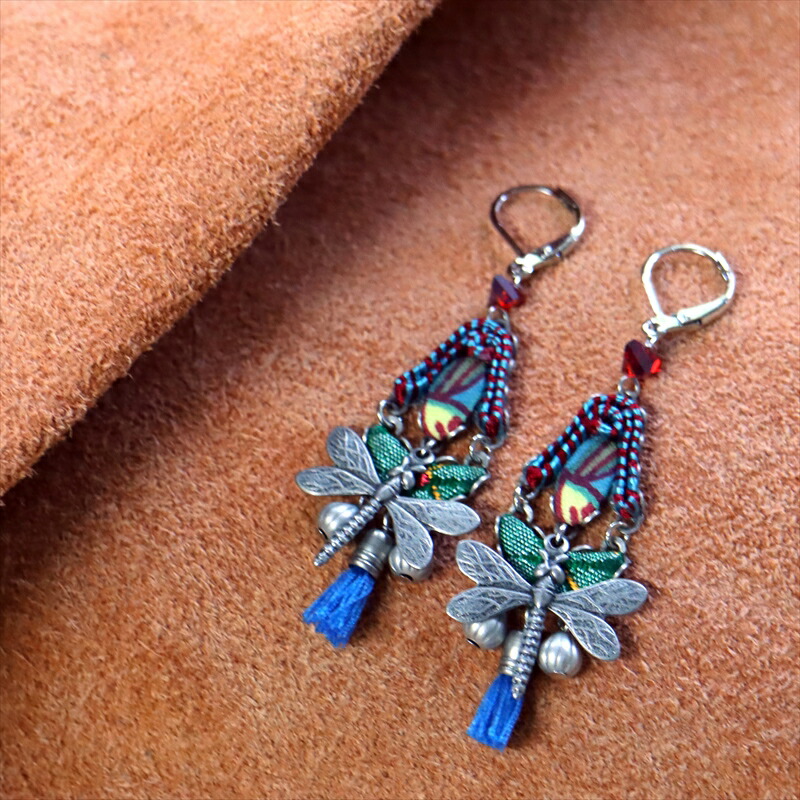 楽天市場】【10%OFFクーポン対象品】アヤラバー ピアス(スタッド