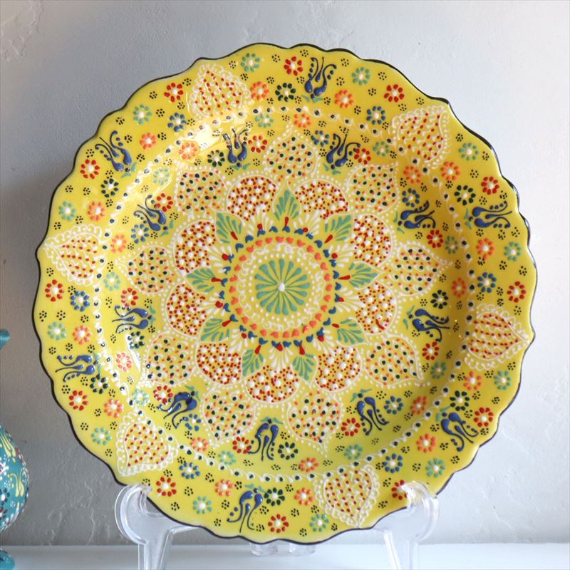 27cm【トルコ】手描き 大皿 壁掛け ＊ イエロー 黄色 ＊ 陶器 キュタフヤ 27cm☆新品☆【トルコ】手描き 大皿 壁掛け ＊イエロー 黄色