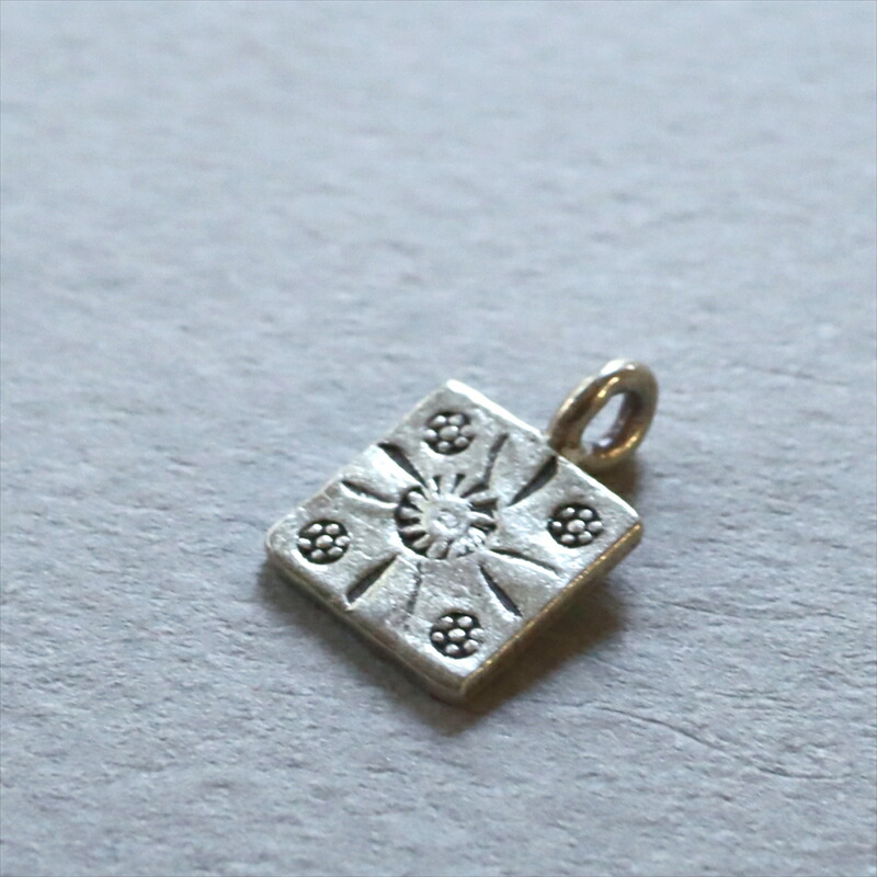 楽天市場】シルバー チャーム カレンシルバー ペンダントヘッド 太陽 1  