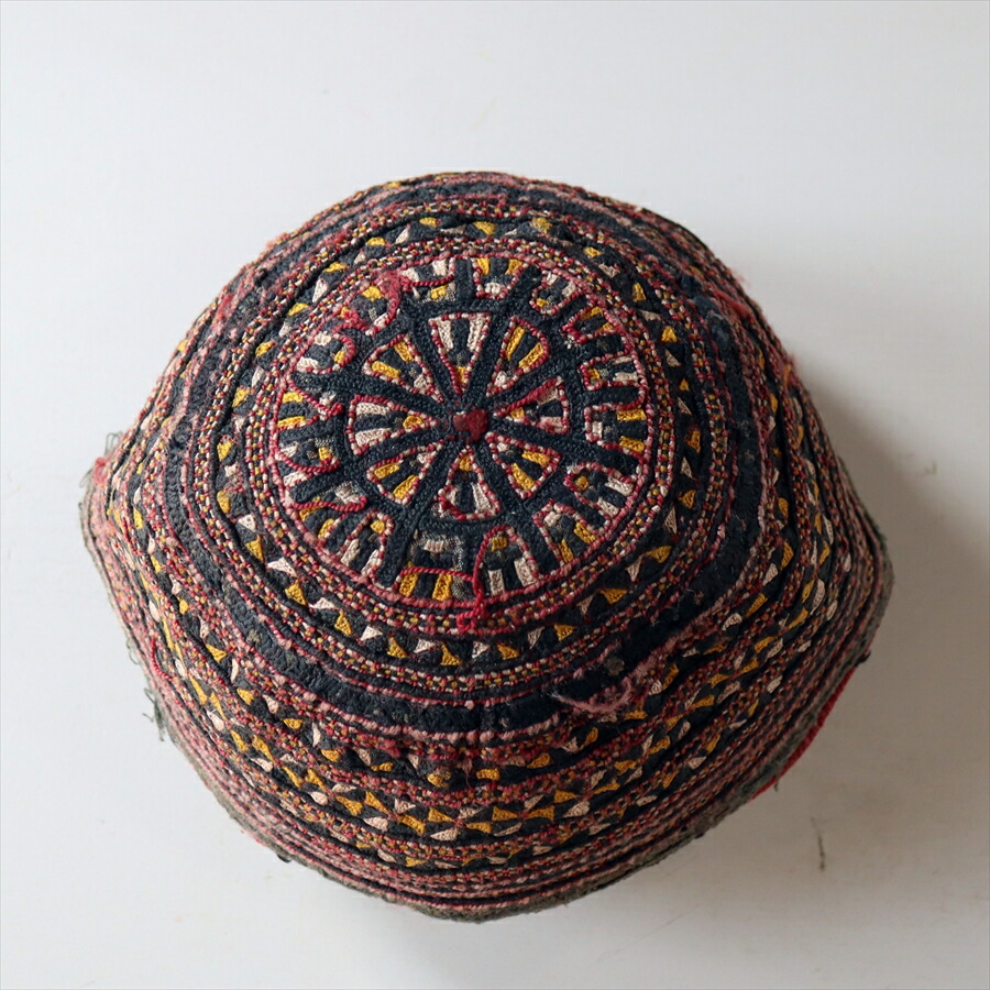 楽天市場】【10%OFFクーポン対象品】トルクメン・刺繍の帽子 : ガラタ