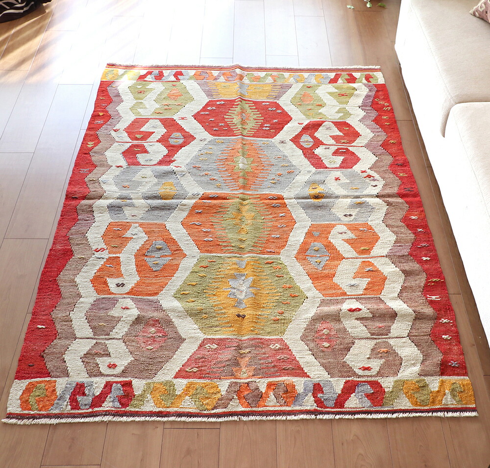 【15%OFFクーポン対象】オールドキリム シブリヒサル/セッヂャーデ170×122cm 暖色系の六角モチーフ 雄羊の角