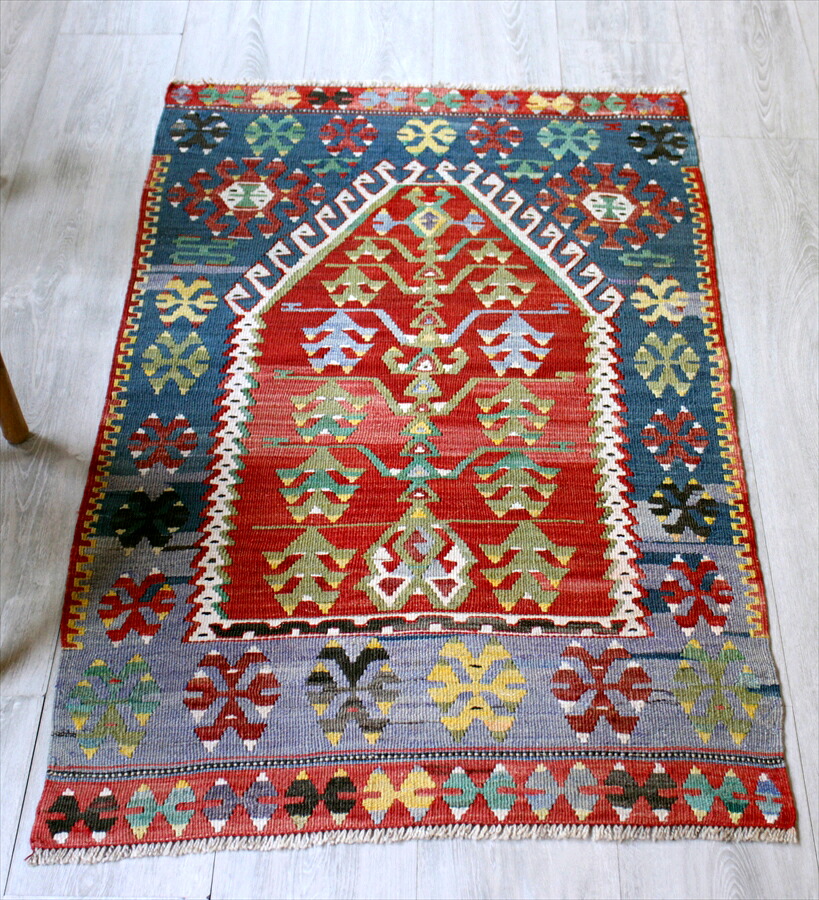 オールドキリム エシュメ/チェイレキ124×74cm赤いミフラープ 生命の樹 Turkish Kilim Vintage|ガラタバザール(キリム&ラグ)
