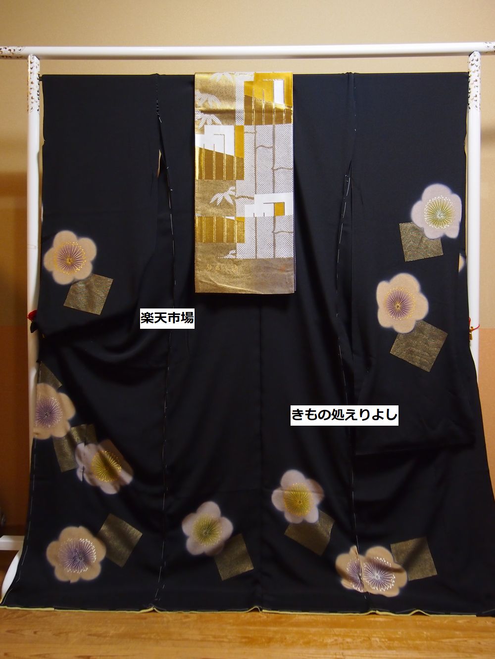 正絹クレープ振袖等６点書き割り 振袖(仮絵羽物質の状態)、袋帯(未仕立てもの)、長襦袢、帯締め、帯揚げ、重ね衿【きもの】【成年者式】【割り増し金】【貨物輸送無料】