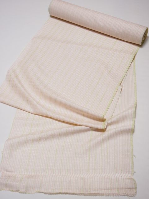 藤井絞謹製正絹紬着尺地 竜巻き絞り 薄サクラ色【絞り染め】【つむぎ】【貨物輸送無料】【smtb-k】【ky】