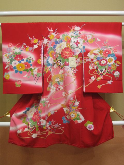 お嬢さん用産着 精華クレープ地 割れ易いと西洋紙文様 赤【お宮参り】【貨物輸送無料】