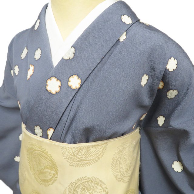 【 中古 】 小紋 リサイクル着物 正絹 袷 カジュアル 雪輪模様 藍鼠色 多色 身丈158cm 裄63.5cm M A1217-1 [式典 観劇 普段使い お食事 kimono アウトレット 送料無料 きもの北條]