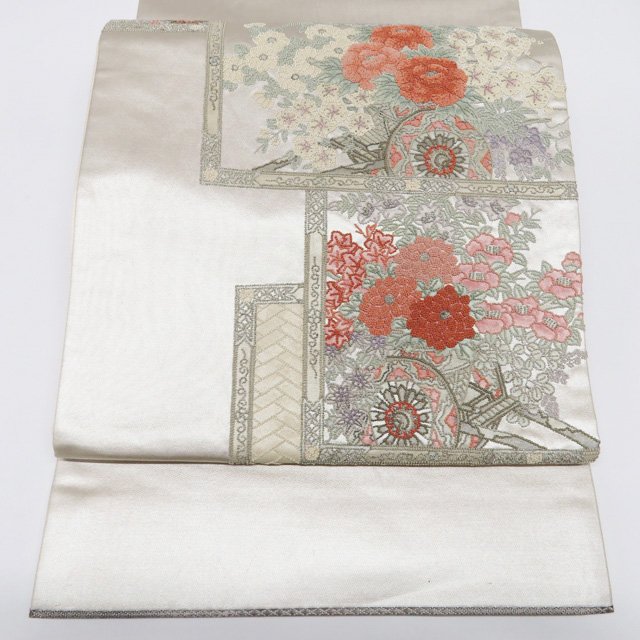 【 中古 】 袋帯 リサイクル 正絹 フォーマル 仕立て上がり お太鼓柄 相良刺繍 花車の図 引箔 多色 銀 A1232-2 [結婚式 お宮参り お茶会 お茶席 茶道 七五三 式典 利休忌 送料無料 きもの北條]