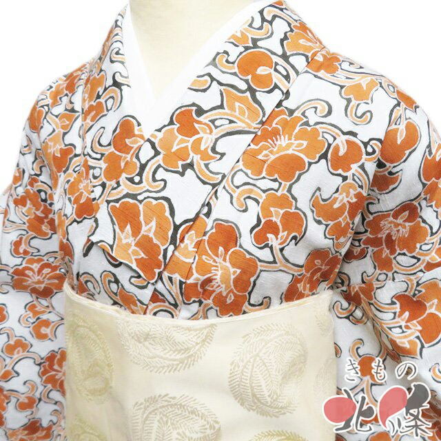 【 中古 】 小紋 リサイクル着物 正絹 紬地 袷 カジュアル 花模様 オフホワイト 人参色 身丈158cm 裄63cm M A1306-3 [観劇 お出かけ 街着 普段使い お食事 kimono 和服 送料無料 きもの北條]