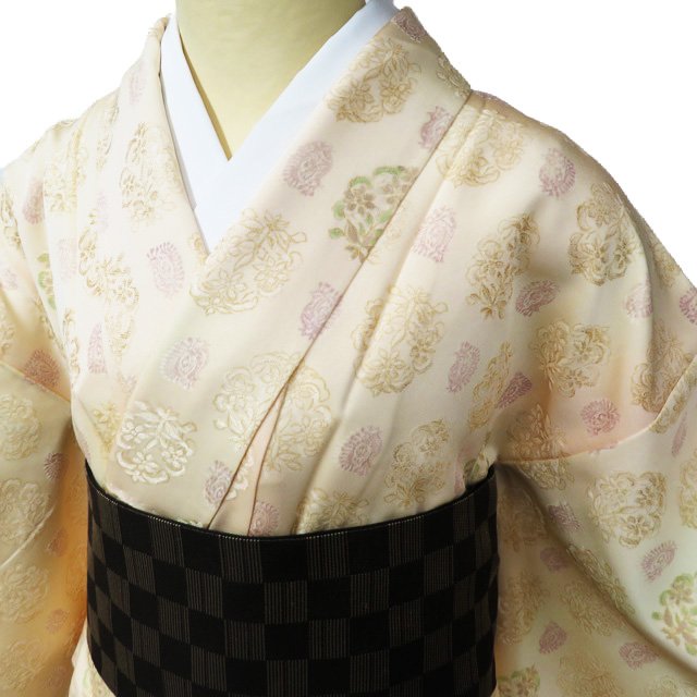 ＼ FINAL PRICE ／ 【 中古 】 小紋 リサイクル着物 正絹 袷 カジュアル 花模様 鳥 孔雀 薄橙色 多色 身丈158.5cm 裄62.5cm M A952-4 [ 和服 きもの 普段着 kimono アウトレット 送料無料 きもの北條]｜特選リサイクル着物　きもの北條 18,881円