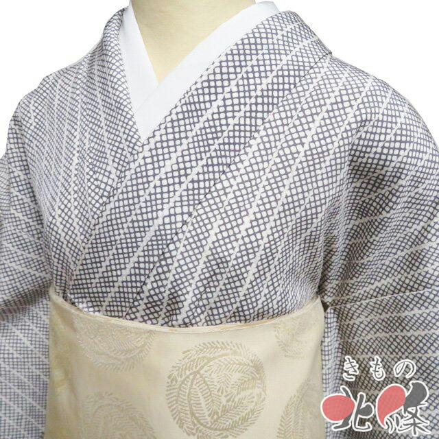 【 中古 】 小紋 リサイクル着物 正絹 袷 カジュアル 幾何学文様 煤色 身丈158.5cm 裄65cm M A1331-5 [観劇 お出かけ 街着 普段使い お食事 kimono 和服 送料無料 きもの北條]｜特選リサイクル着物　きもの北條