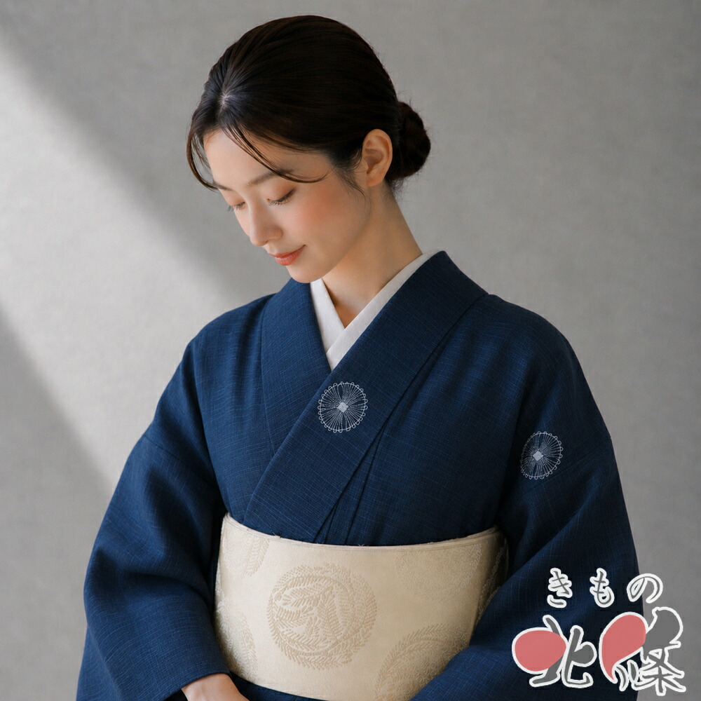 【 中古 】 夏物 夏着物 小紋 リサイクル着物 正絹 カジュアル 刺繍 濃紺色 身丈152.5cm 裄61cm S A1382-6 [夏用 夏きもの 涼感 街着 観劇 お食事 茶席 送料無料 きもの北條]｜特選リサイクル着物　きもの北條