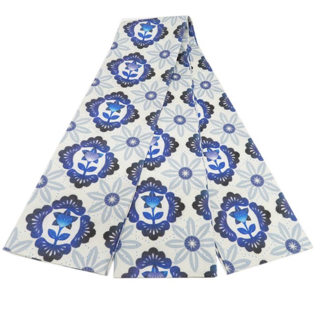 新品 半幅帯 正絹 カジュアル 未仕立て 全通 花模様 松 橘 銀通し 灰白色 青系色 多色 A1127-7 [和服 半幅帯 kimono 美品 送料無料 きもの北條]