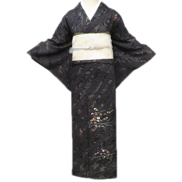 【 中古 】 付下げ 付け下げ 訪問着 リサイクル着物 正絹 袷 紋付き 刺繍 絞り染め 花模様 地模様 黒色 多色 身丈160cm 裄65cm M A1286-7 [入学式 卒業式 お宮参り 七五三 母 刺繍 和服 送料無料 きもの北條]