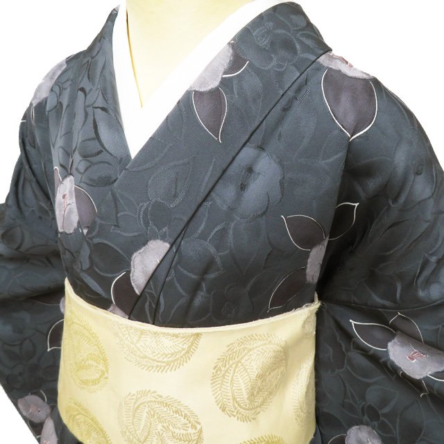 紬地 着物 中古 正絹 袷 カジュアル 縦段模様 花鳥模様 柳鼠色 薄灰色 多色 身丈156.5cm 裄63cm M きもの北條 A1117-9 FINAL PRICE ／ 特選 紬 大島紬 白大島 着物 中古 正絹 袷 カジュアル