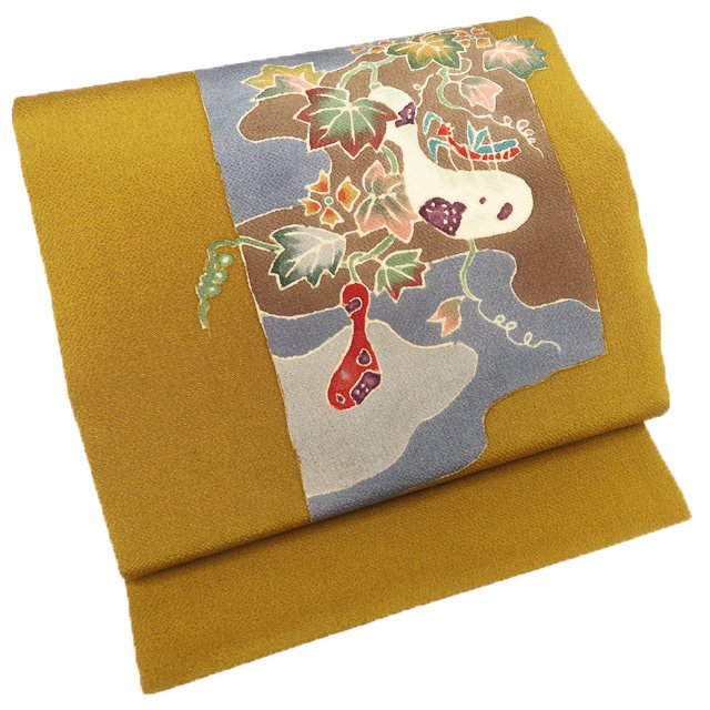 【 中古 】 名古屋帯 なごや帯 リサイクル 正絹 縮緬地 カジュアル 作家物 落款 瓢箪の図 ひょうたん 黄唐茶色 多色 A1285-12 [観劇 コンサート お茶会 パーティー お食事 洒落帯 kimono 送料無料 きもの北條]