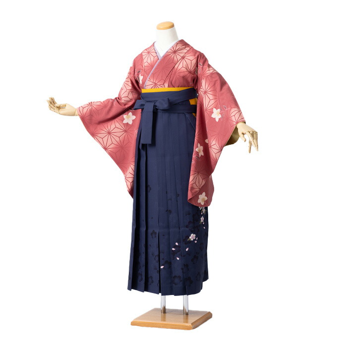 【レンタル】「吉祥文様に紺色袴」izm_i_s0611卒業式 袴 レンタル 女 フルセット 大学 専門学校【往復送料無料】【新品足袋プレゼント】レンタル期間 4泊5日|着物レンタルand販売 彩