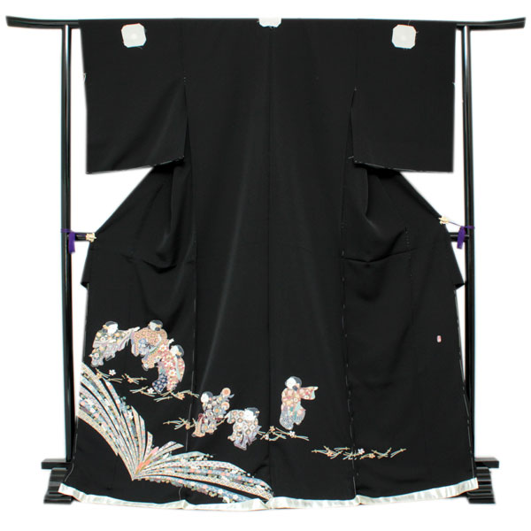 【未使用】留袖　丹後ちりめん　未使用　仮絵羽　着物　正絹 楽天市場】【正絹黒留袖 未仕立て 仮絵羽 印籠と百寿柄】礼装 黒