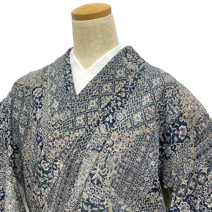 京やC051　正絹　絹100％　小紋　更紗文様　黄綬褒章受章作品　江戸更紗　草木染　二代目　更甚　落款有り　丹後ちりめん　トールサイズ　ワイドサイズ　裄70以上　身丈168cm　身幅たっぷり　大きなサイズ　未使用　新品　新古品　仕立て上がり 送料無料　対応