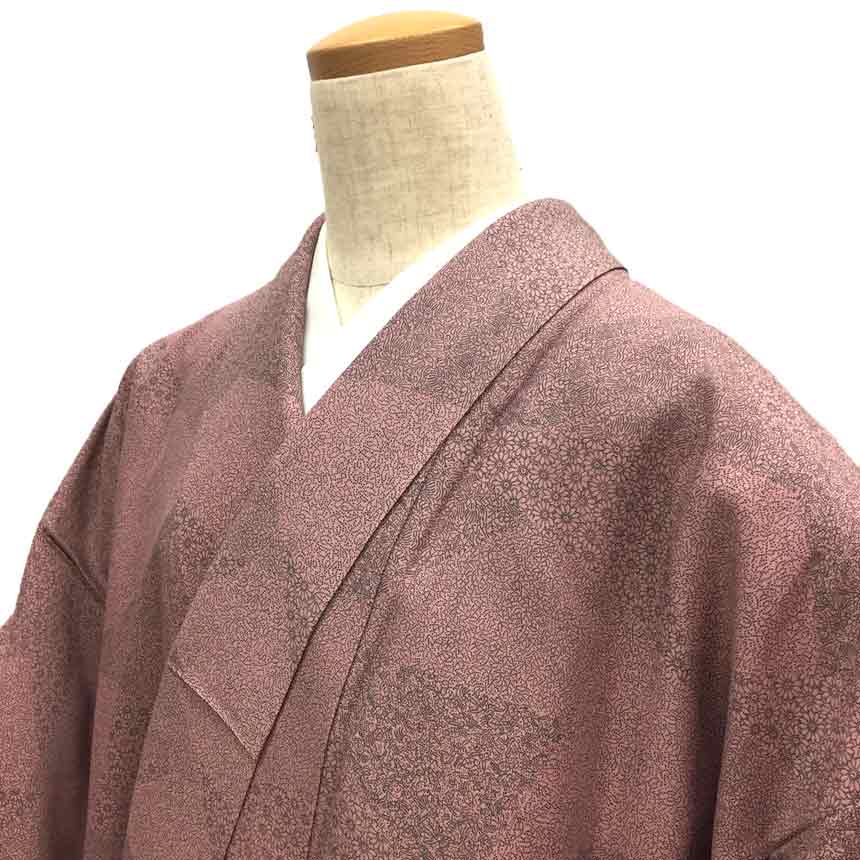 京やC073 正絹 日本の首都小紋 意味有りげ無形文化財 手彫型本染 言い慣わし芸術士 白川翠峯 名書き有 寄せ柄 切嵌め  絹100％ 言い慣わし芸術 お茶席にも ちりめん   お仕立てもの売り上げ金 かばい立て産業済み 美品 新品 未当て嵌める 新古品