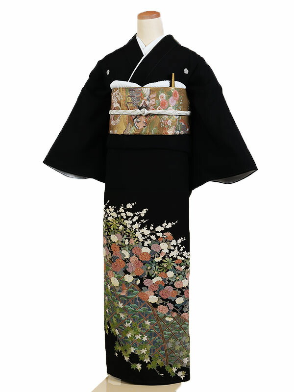 黒留袖 豪華金彩 正絹 五つ紋 結婚式 披露宴 着付け練習にも 黒留袖 豪華金彩 正絹 五つ紋 結婚式 披露宴 着付け練習にも 黒