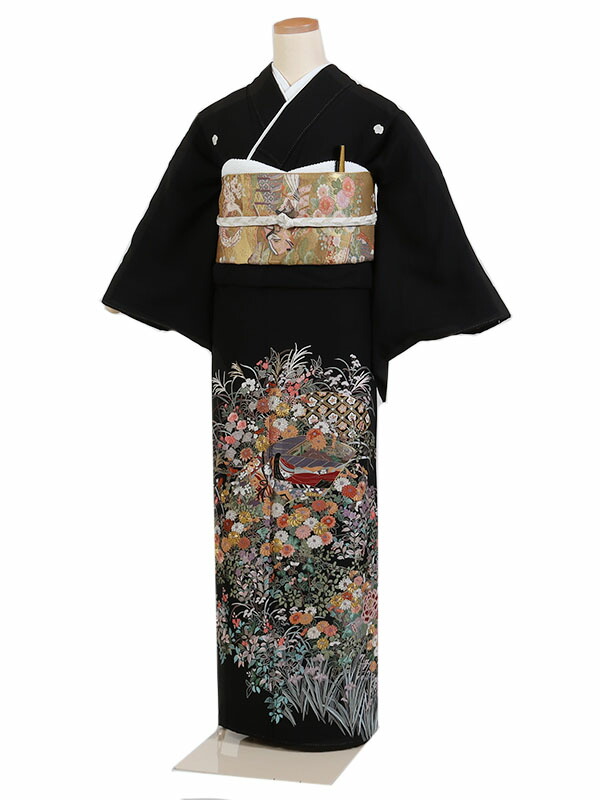 【レンタル】【黒留袖 相良刺・墸 扇に姫 蔦(つた)紋】正絹 留袖 着物レンタル 結婚式 披露宴 貸衣装 貸衣裳 フルセット 女性 和服 母親着物 祖母 親族 新婦姉妹 和装婚 和婚 神社 ホテル式場 五つ紋 第一礼装 チャペル 往復送料無料 t332