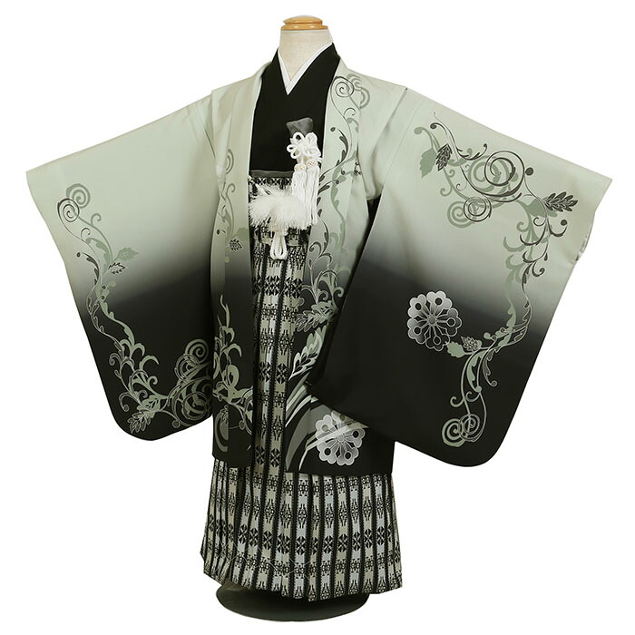 【賃借】かんたん着付け お坊っちゃん 七五三 5歳用 袴 お召しもの仕掛ける 緑系 蔦 身たけ110～120糎 お坊っちゃん 753 お坊っちゃんお召しもの仕掛ける d-0114