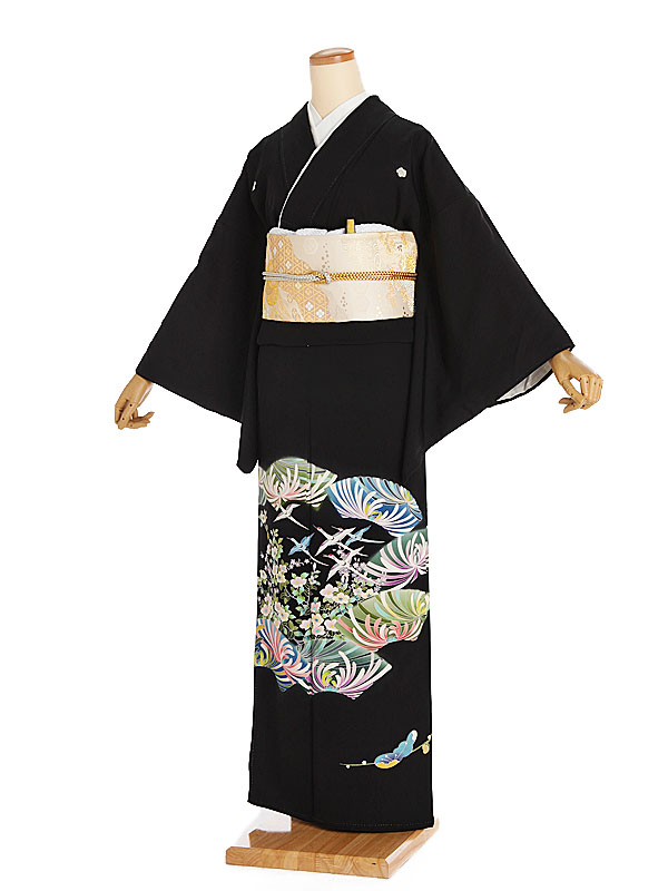 【レンタル】【黒留袖 本加賀友禅 扇面菊鳥花図 蔦（つた）紋】正絹 留袖 着物レンタル 結婚式 披露宴 貸衣装 貸衣裳 フルセット 女性 和服 母親着物 祖母 親族 新婦姉妹 和装婚 和婚 神社 ホテル式場 五つ紋 第一礼装 チャペル 往復送料無料 t260｜京都 きものれんたる京商