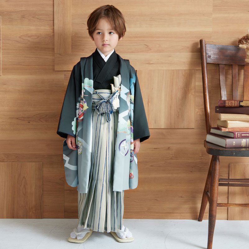 非常に高い品質 鷹、蔓帯」 着物 ハンドメイド 2歳 袴&羽織りセット 5