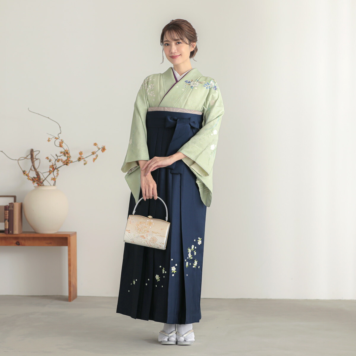 大流行中 レンタル 桂由美 袴 レンタル 先生 女 袴セット 教員 職員 先生 Hg1040 薄緑 金通し 辻が花風 雲型に松川菱 正絹 卒業式 袴 フルセット 女性 はかま ハカマ レンタル 貸衣装 かしいしょう 一部地域を除く 京都着物レンタル夢館 手数料安い Www