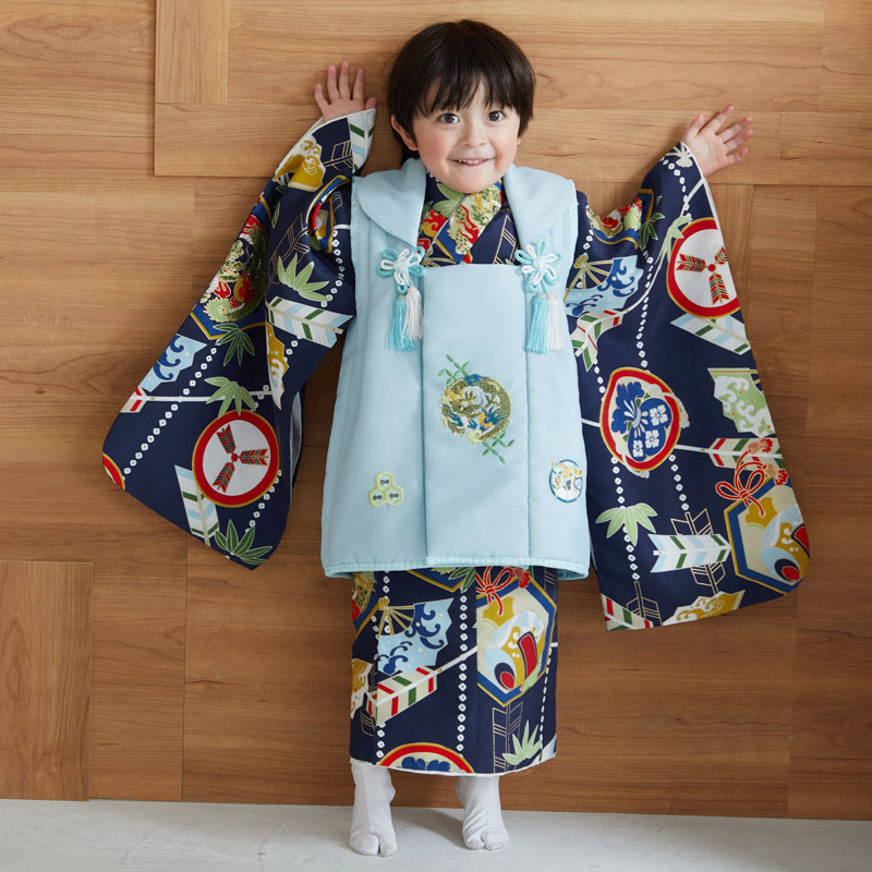 楽天市場 七五三 着物 3歳 レンタル 被布 セット 10 12月利用 K097 水色龍 紺鎧兜軍配 男の子 七五三レンタル 3歳 男児 被布 三歳 子供 きものレンタル レンタル 京都着物レンタル夢館